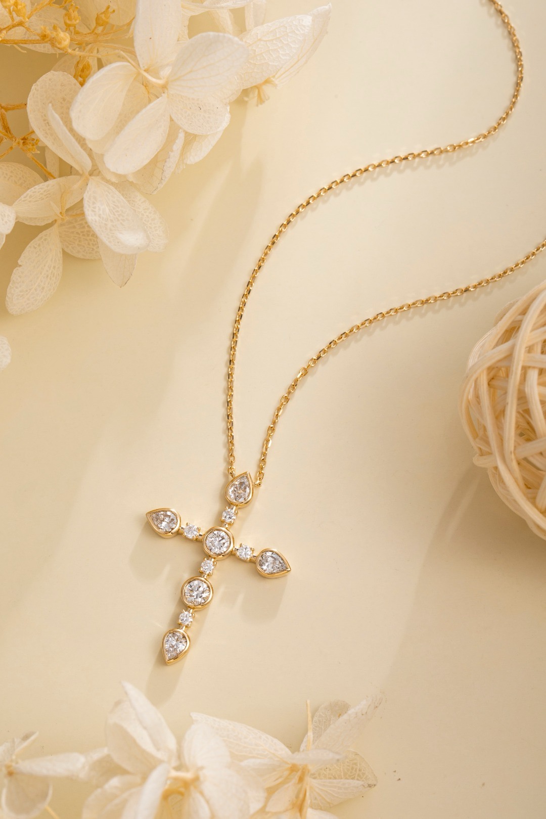 14K Gelbgold Laborgezüchteter  – Bezels Set Pendant Bewertung und Preis